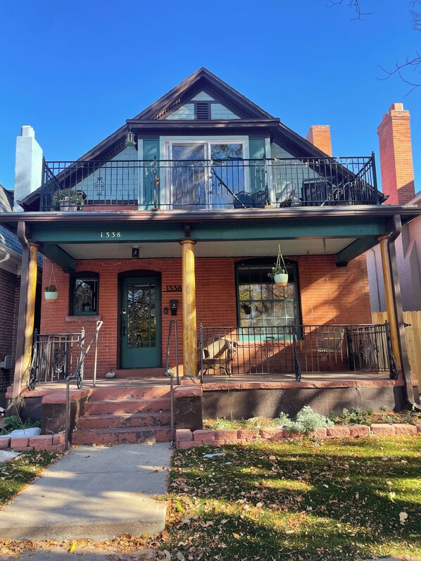 Exterior - Cute/Cozy Basement Apartment in Old Denver’s Hip Cheeseman Park neighborhood! (Denver)
