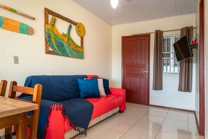 Apartamento | Área de estar | TV