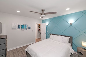 1 bedroom, desk, iron/ironing board, free WiFi