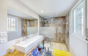 Dusche, Haartrockner