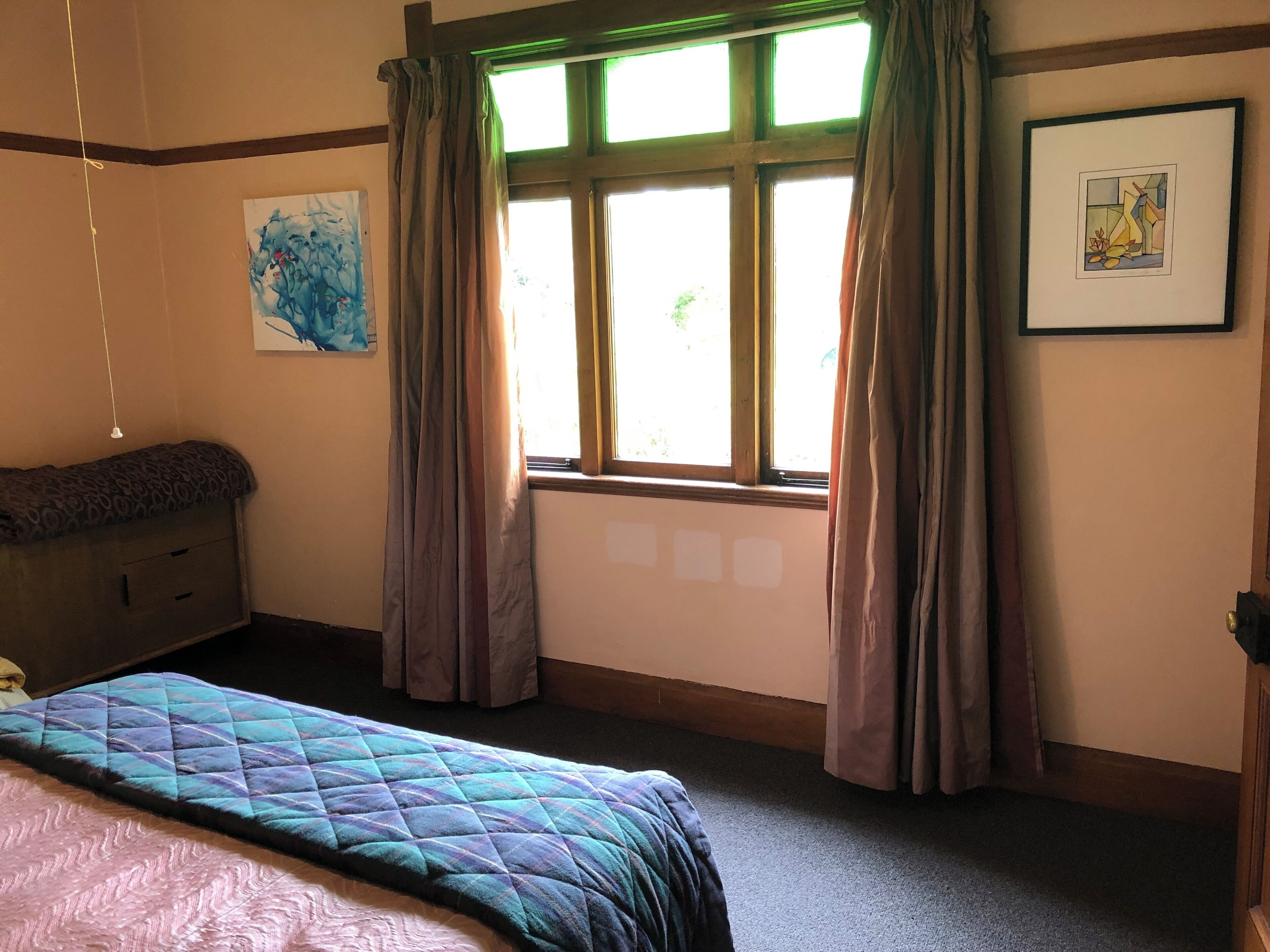 3 室のベッドルーム、ベッドシーツ