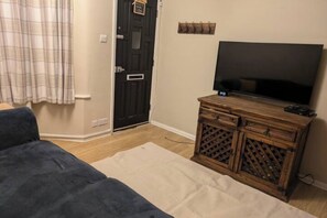 2 sovrum, strykjärn/strykbräda, wi-fi och sängkläder