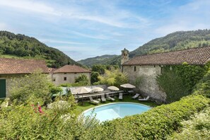 A heated pool - MyExclusiveItaly - Entire Hilltop Villa with Private Pool (Palazzuolo Sul Senio)