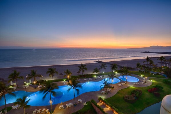 บริเวณภายนอก