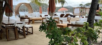Exclusive villa in Unesco marine park location - 3 min walk to the beach