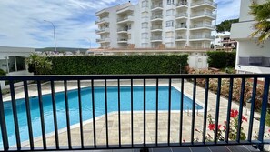Apartment | Pool | Outdoor pool