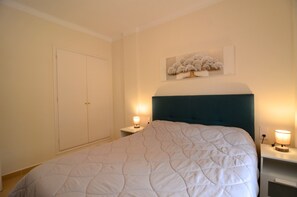 Appartement | 2 chambres, fer et planche Ă repasser