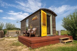 House | Outdoor dining