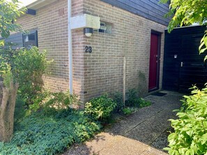 Reception - Cozy Holiday Home for Four Guests (Sint Maartensvlotbrug)