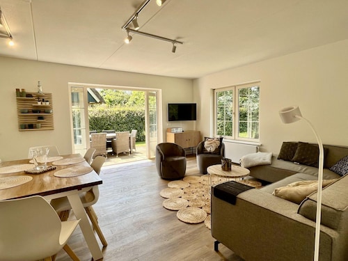 Luxurious Villa Close to Forest, Beach & sea