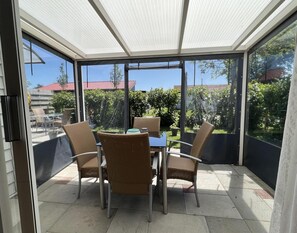 House | Dining
