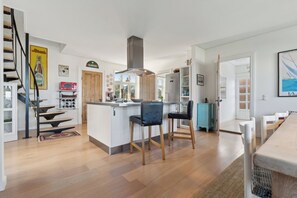 Interior - Holiday home with sea and harbor view (Tranekær)
