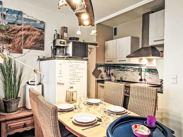 تناول الطعام