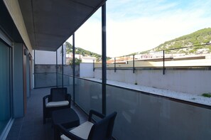 Apartment | Terrace/patio - Apartment in Estartit Near L'estartit Beach (Torroella de Montgrí)