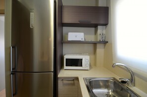 Private kitchen - Apartment in L'escala Near Sandy Beach (L'Escala)