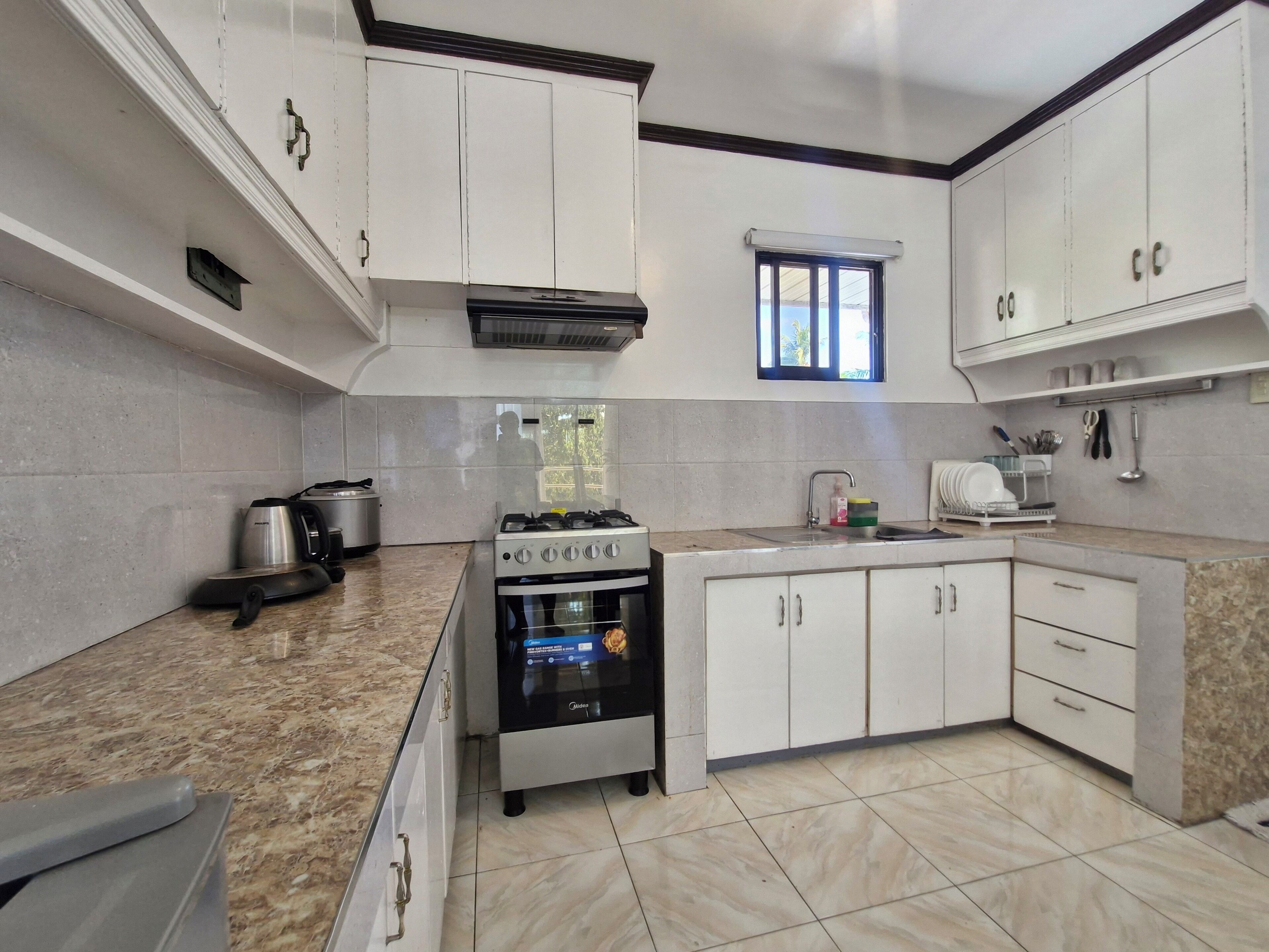 Familien-Doppelzimmer | Laptopgeeigneter Arbeitsplatz, kostenloses WLAN