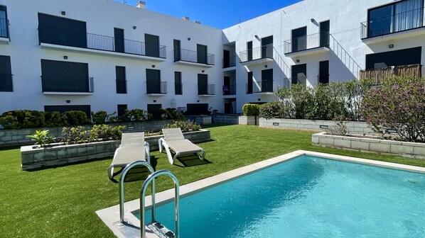 Apartment | Pool | Outdoor pool