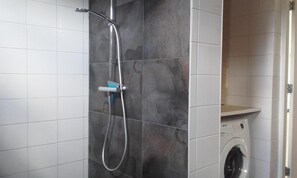 House | Bathroom