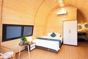 Exclusive Bungalow, Garden View | Minibar, soundproofing, free WiFi, bed sheets