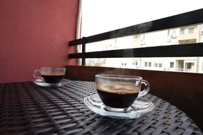 Outdoor dining - Luxury apartment in awesome Skopje with AC, WiFi & Parking (Skopje)