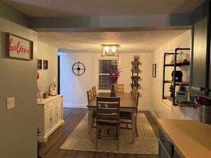 Dining - Quiet & charming 3-bedroom, 3-story house located in Butler, Ohio. (Butler)