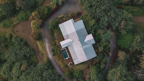 Luxurious Retreat|Heated PoolO'Reilly's Canungra Vineyard|Gold Coast Hinterland