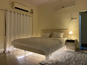 2 bedrooms, desk, iron/ironing board, WiFi - Fully Furnished 2BHK Home for Marriage Stays & Families in Hyderabad (Hyderabad)