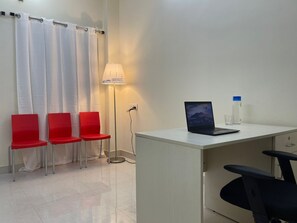 Business centre - Fully Furnished 2BHK Home for Marriage Stays & Families in Hyderabad (Hyderabad)