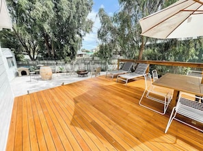 Outdoor dining - Sonnys At Robe - Long Beach Pet Friendly Home (Robe)