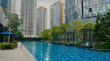 3 kolam renang terbuka