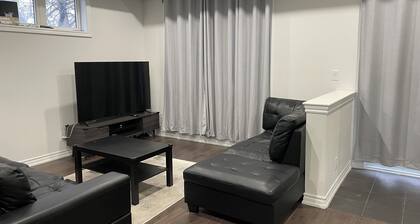 Peaceful- One Bed Separate Unit (Lakeshore Etobicoke)
