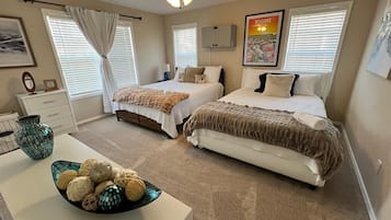 2 bedrooms, desk, iron/ironing board, travel crib