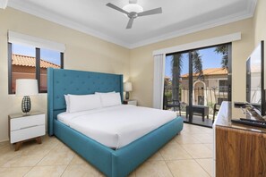 3 soverom, safe på rommet, strykejern/-brett og reiseseng for barn