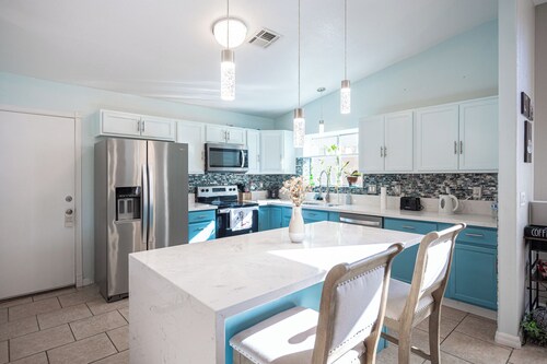 Charming, 3-bedroom house in Henderson 6 miles from Lake Mead.