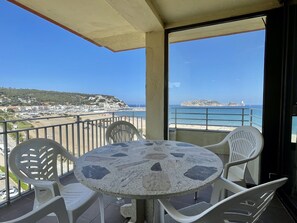 Apartment | Outdoor dining - Apartment in Estartit by the Beach (Torroella de Montgrí)