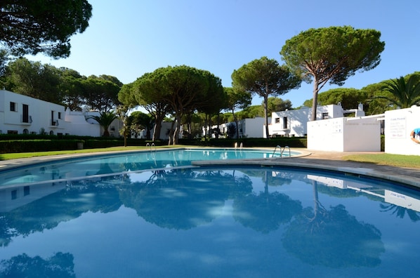 Outdoor pool - House in Pals Near Beach & Golf Course (Pals)