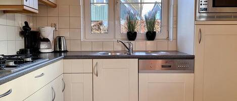 House | Private kitchen | Highchair