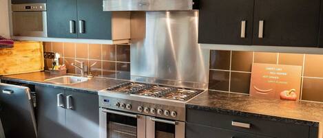 House | Private kitchen