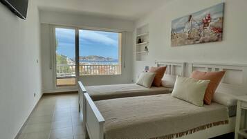 Villa | 5 dormitorios y tabla de planchar con plancha