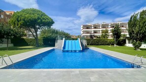 Apartment | Pool | Outdoor pool - Apartment for 3 People With Pool (Torroella de Montgrí)