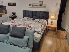 1 quarto, ferros/tábuas de passar roupa, Wi-Fi, roupa de cama