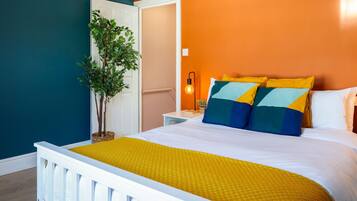 2 soverom, strykejern/-brett, reiseseng for barn og wi-fi (inkludert)