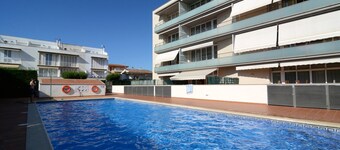 Apartment in Spain Near Sandy Beach & Pool