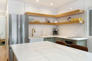 Uklassifisert bilde, 4 av 19, knapp