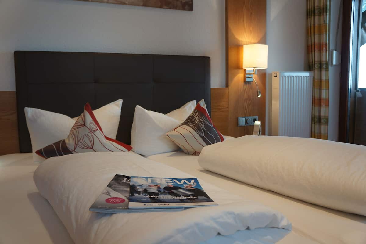 Classic Double Room, 1 Queen Bed, Balcony, Mountain View | Premium bedding, in-room safe, individually decorated