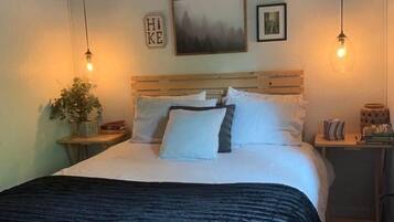 1 Schlafzimmer, Reisekinderbett, kostenloses WLAN, BettwÀsche