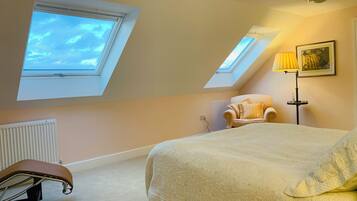 1 bedroom, iron/ironing board, travel cot, WiFi