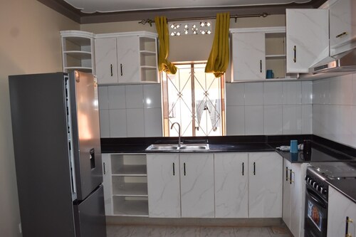 AAA Newly Beautiful a Home 