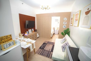 1 bedroom, WiFi, bed sheets
