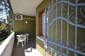 Outdoor dining - Great pit stop in Bibione - Beahost (Bibione)